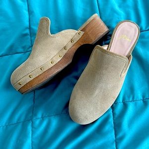 J crew tan suede clogs with gold studs and wooden bottoms